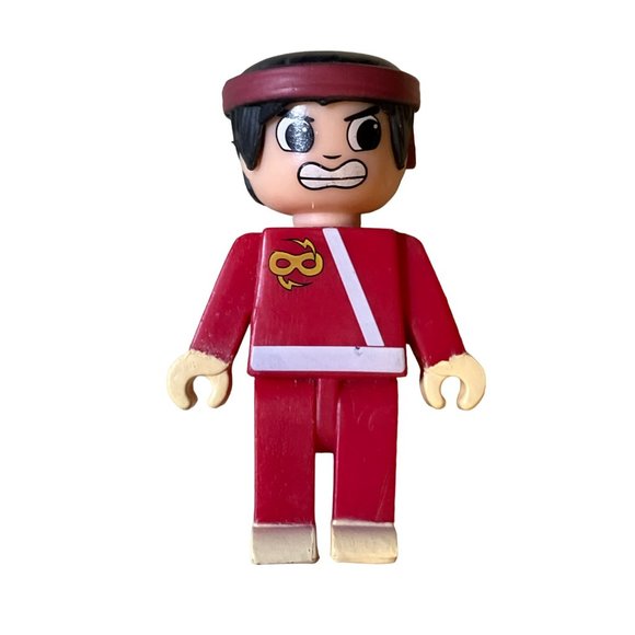 Ryan’s World Toy Figures- Lot of 7 figures - Picture 3 of 11